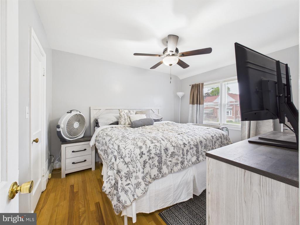8663 Black Oak