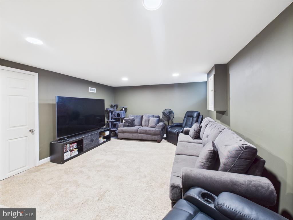 8663 Black Oak
