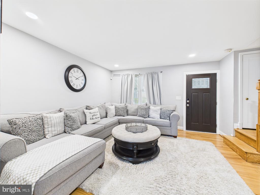 8663 Black Oak