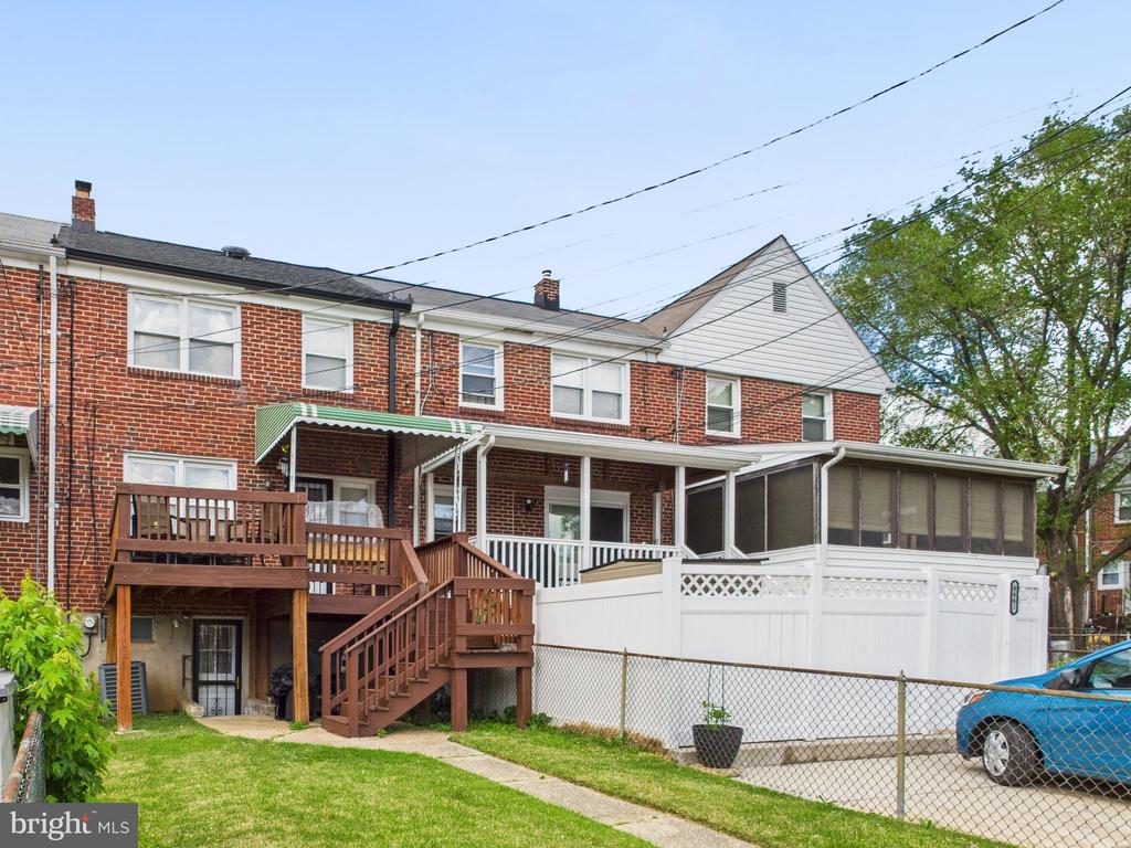 8663 Black Oak