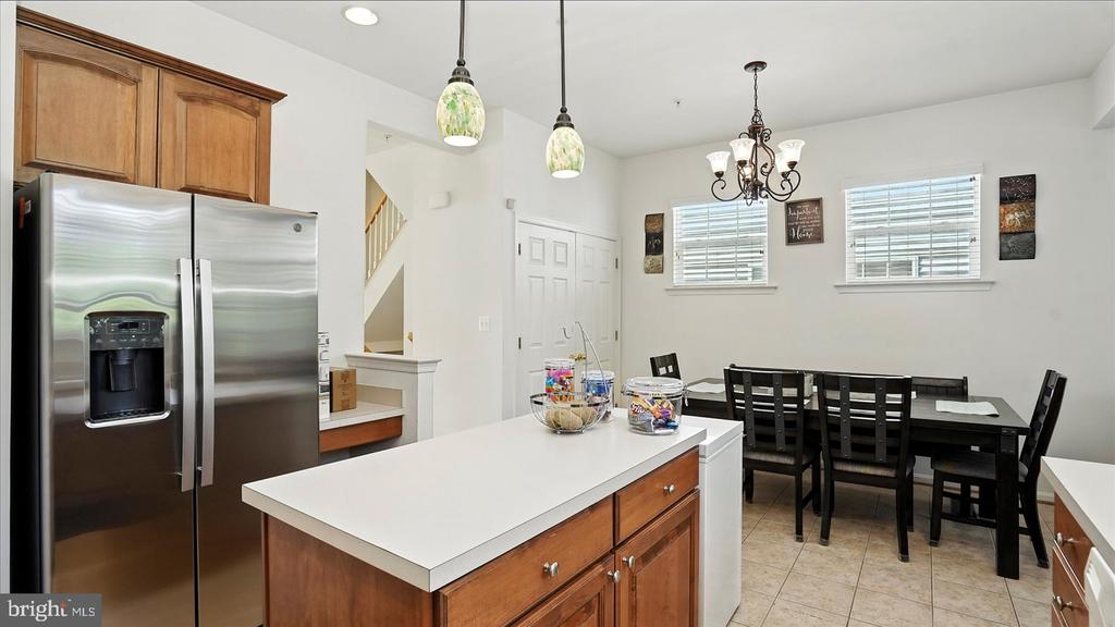 28 BUTTONWOOD COURT