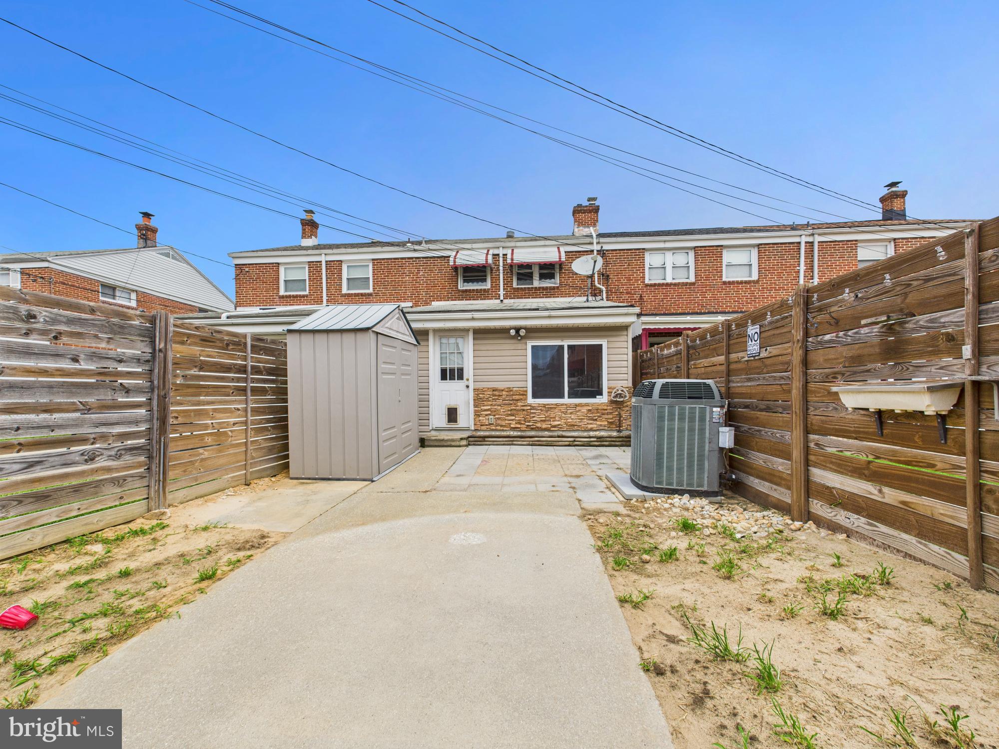 2743 Kirkleigh