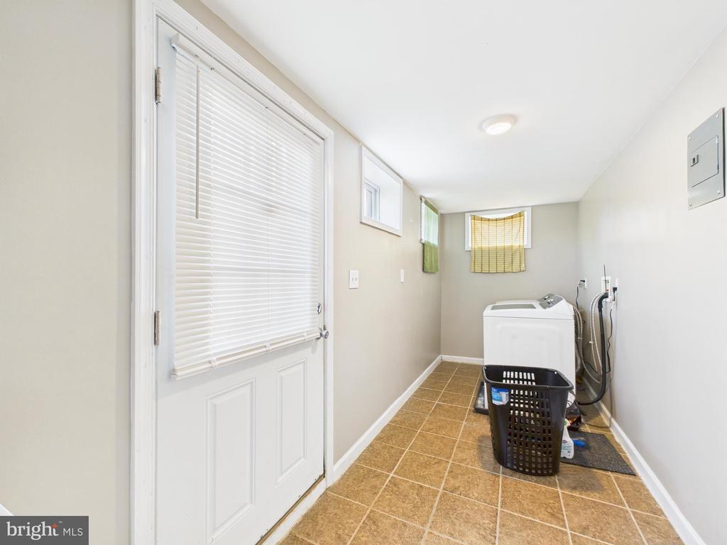 1551 LANGFORD ROAD