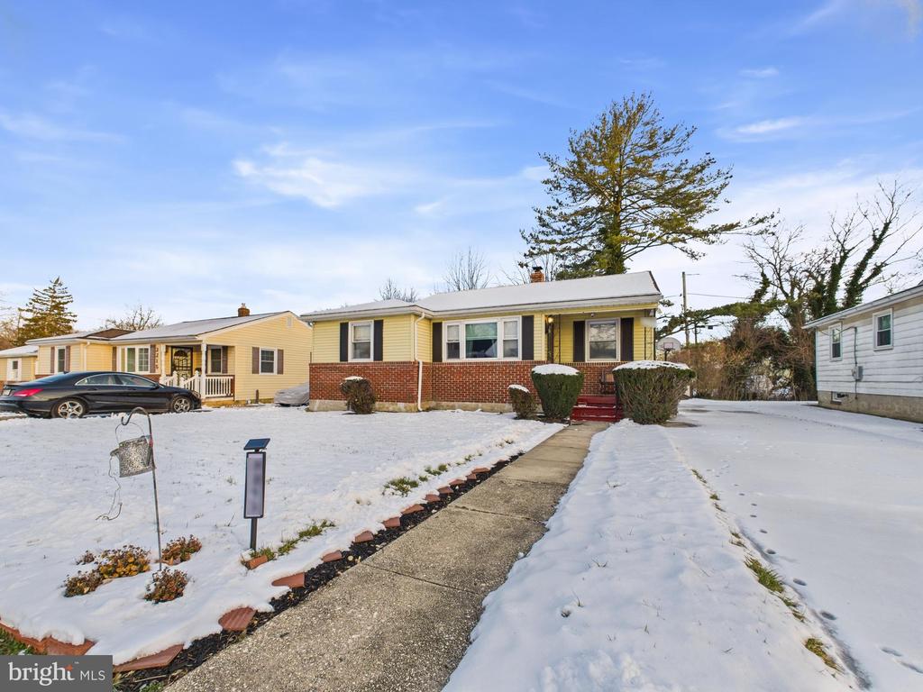 3213 DOYCRON COURT