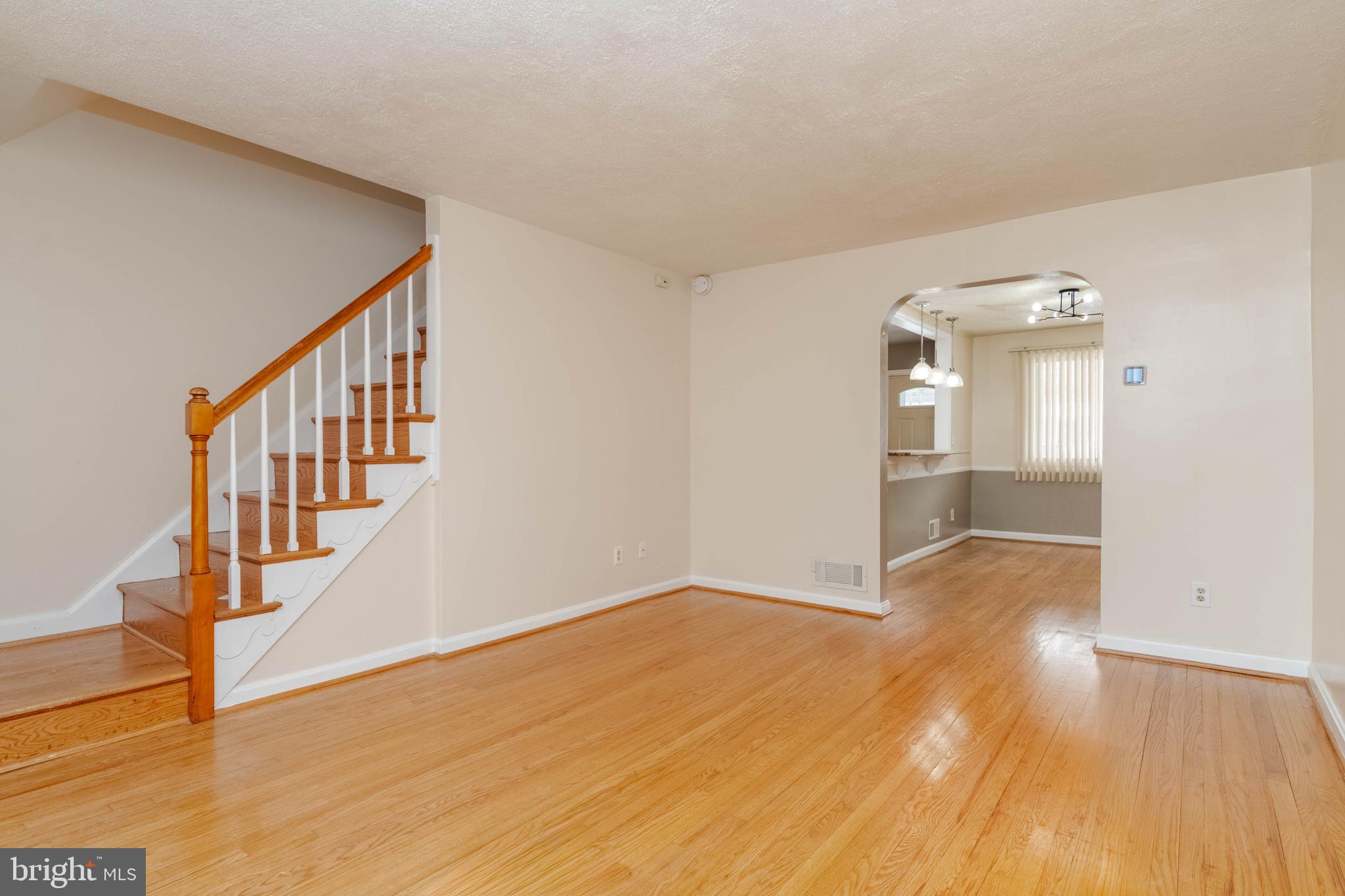 5413 CHANNING ROAD