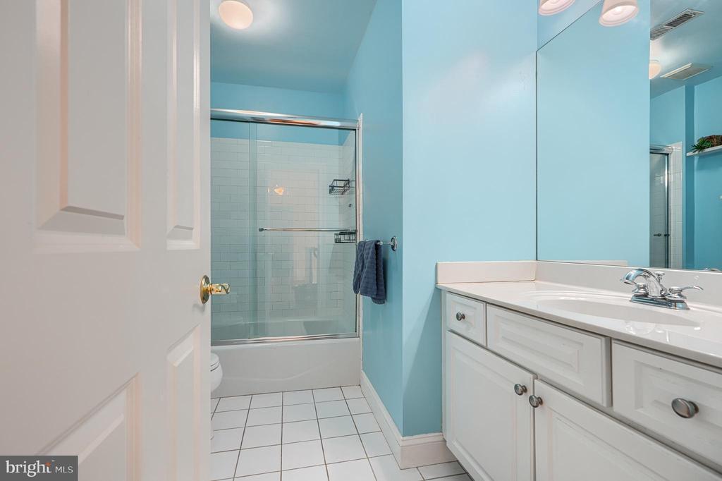 4620 SILVER SPRING ROAD