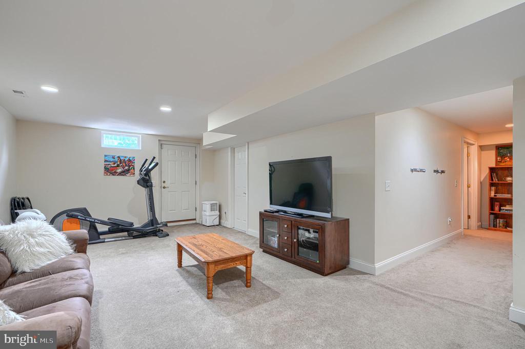 4620 SILVER SPRING ROAD