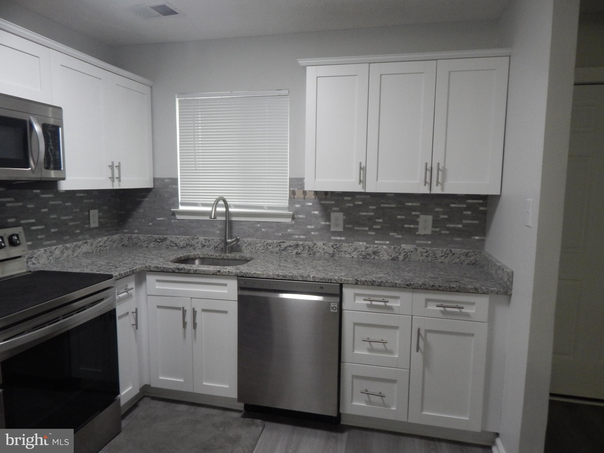 3023 Heathcote Rd