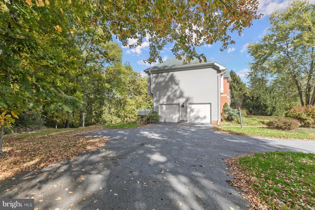 3360 LAWNDALE ROAD