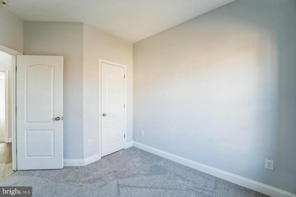 12712 Gladys Retreat Cir #79