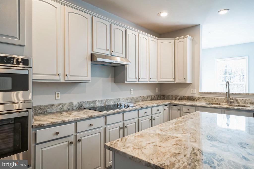 12712 Gladys Retreat Cir #79