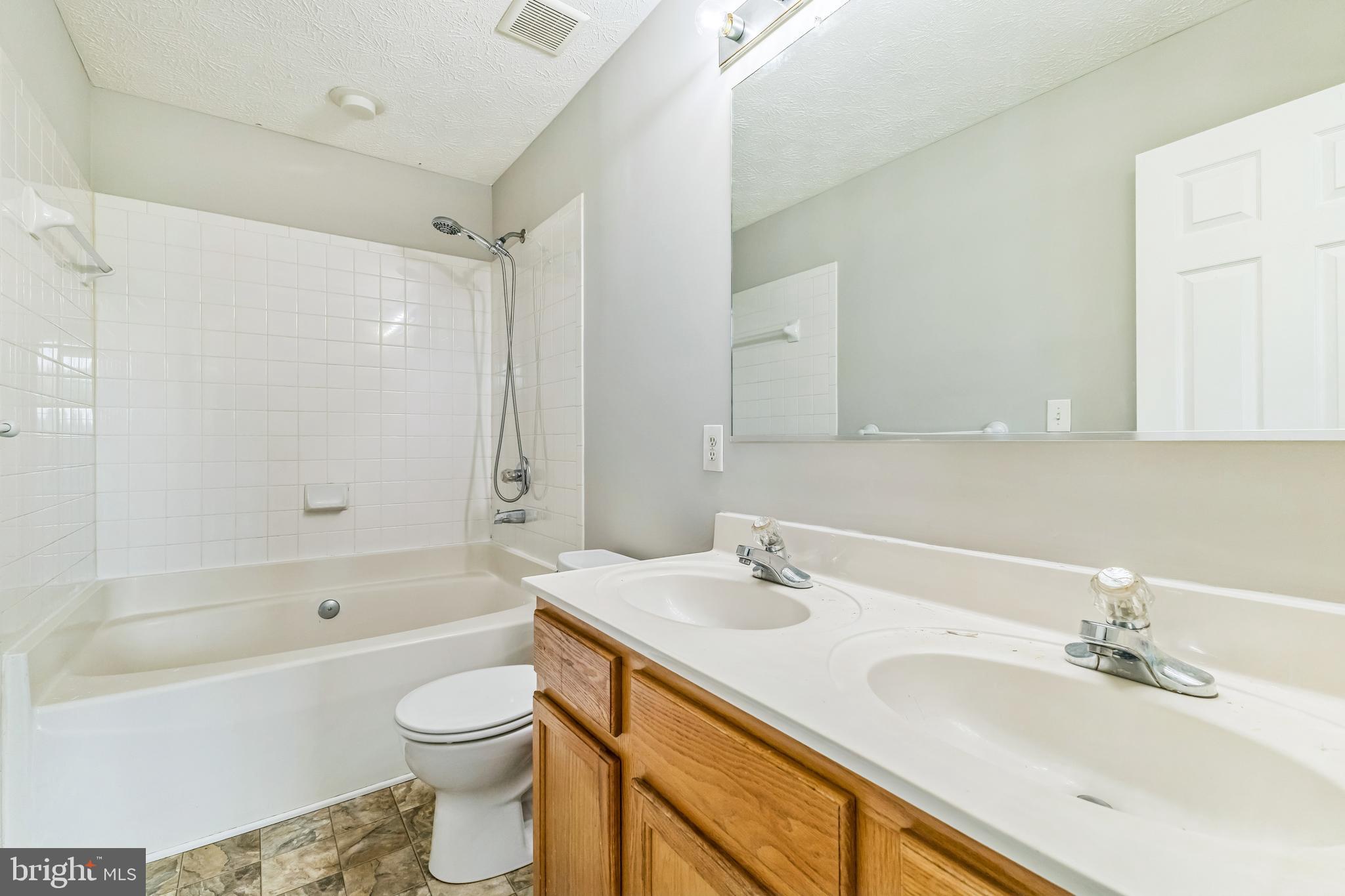 16122 Edenwood Dr