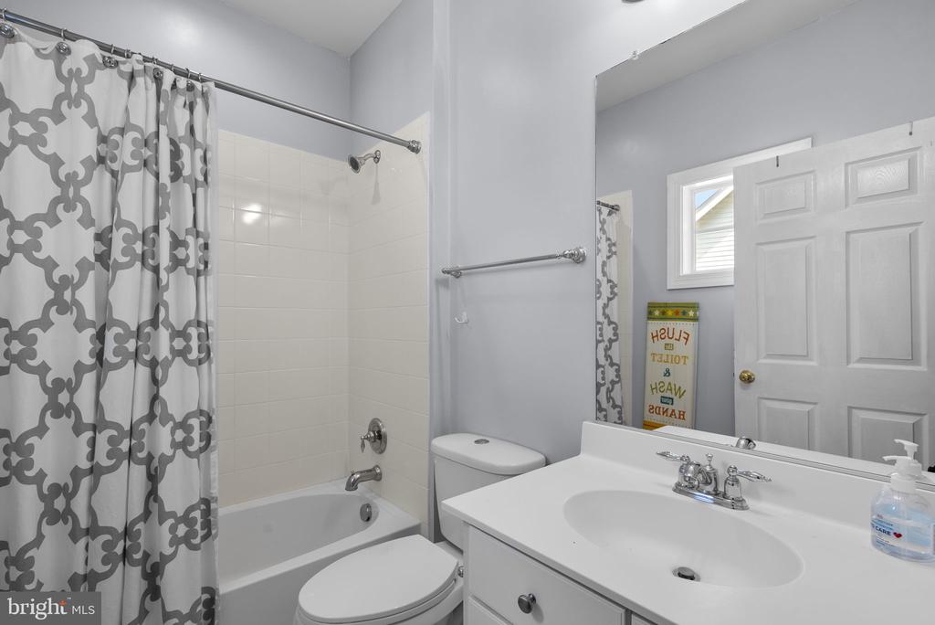 14712 TURNER WOOTTON PARKWAY
