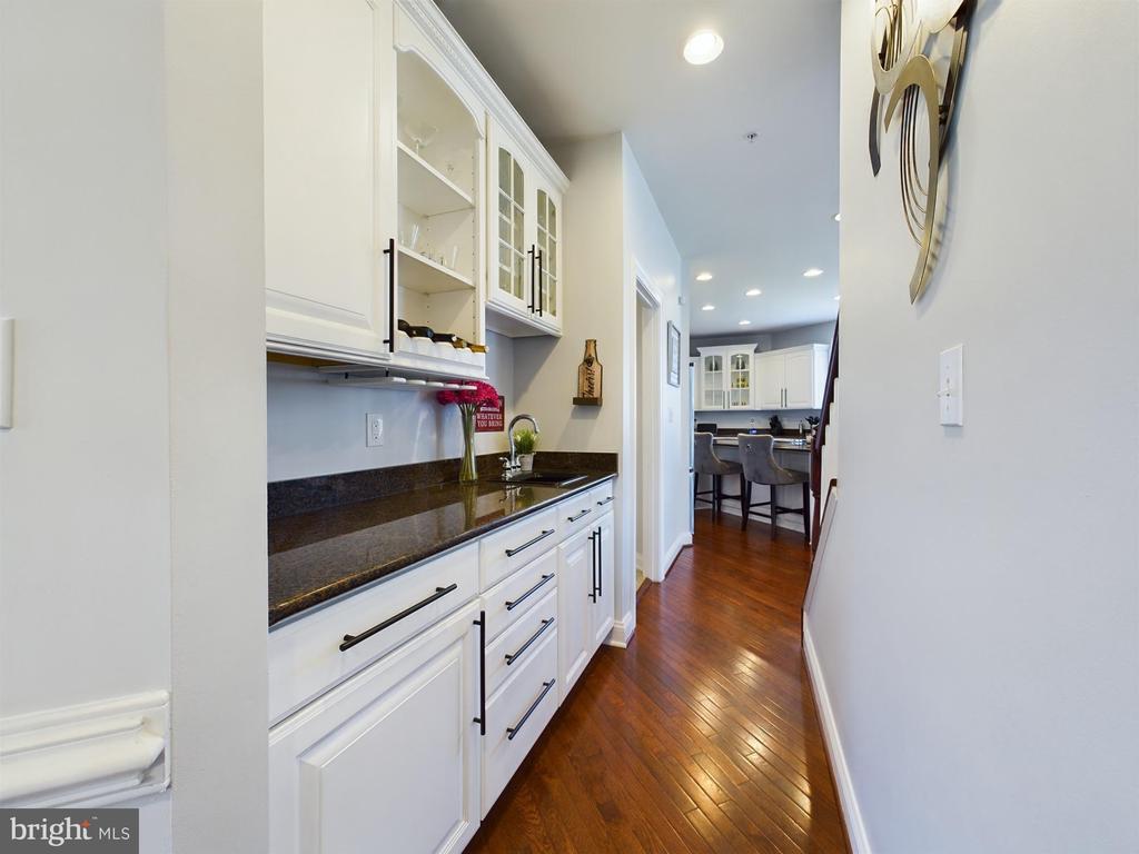 14601 DRIFTWOOD ROAD