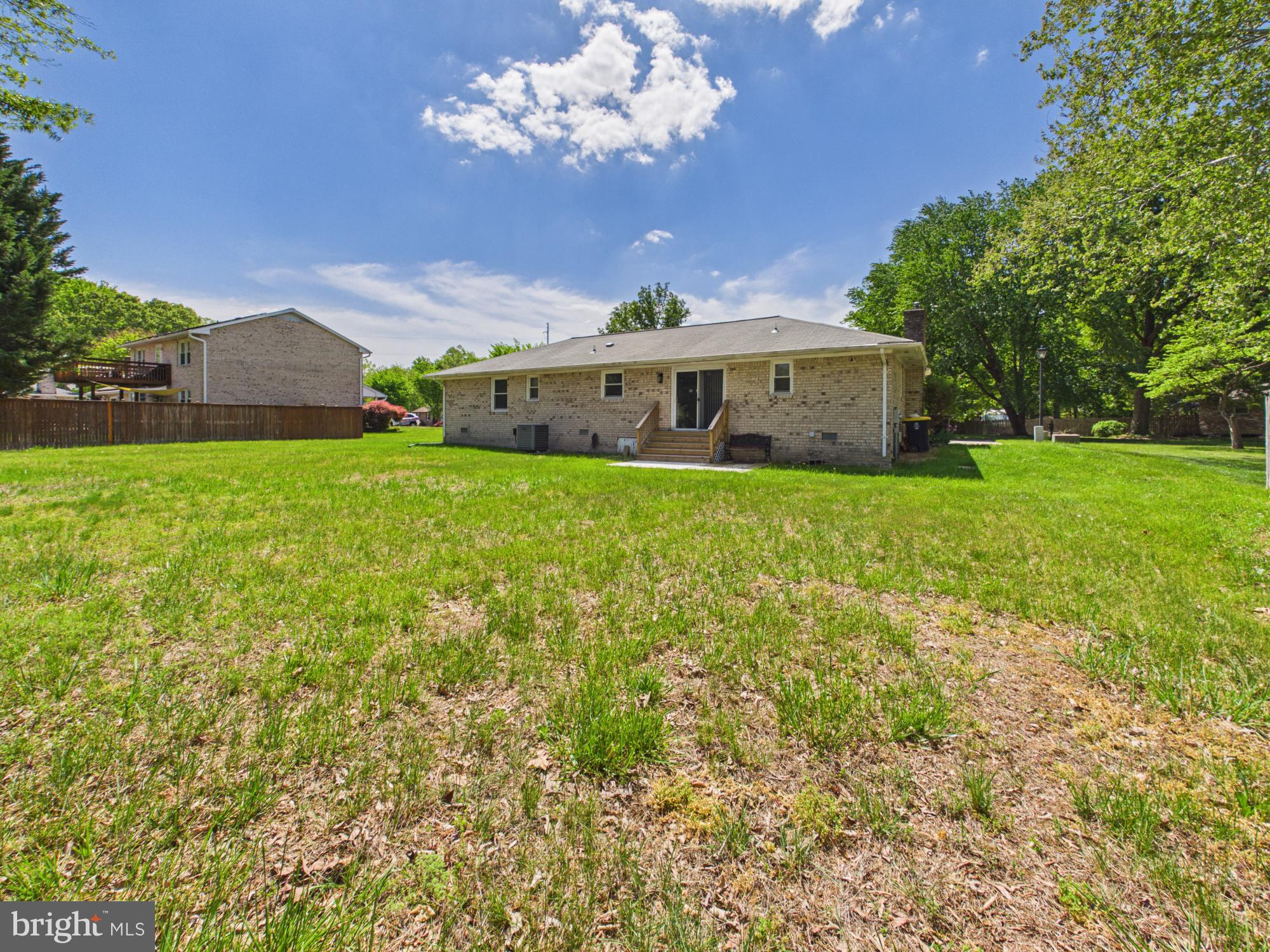 9604 MIDDLERIDGE COURT