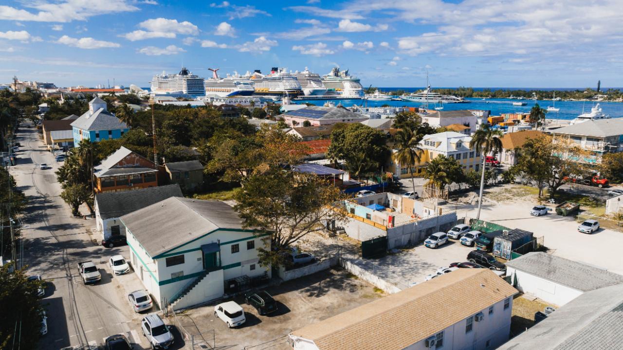 72 DOWDESWELL STREET