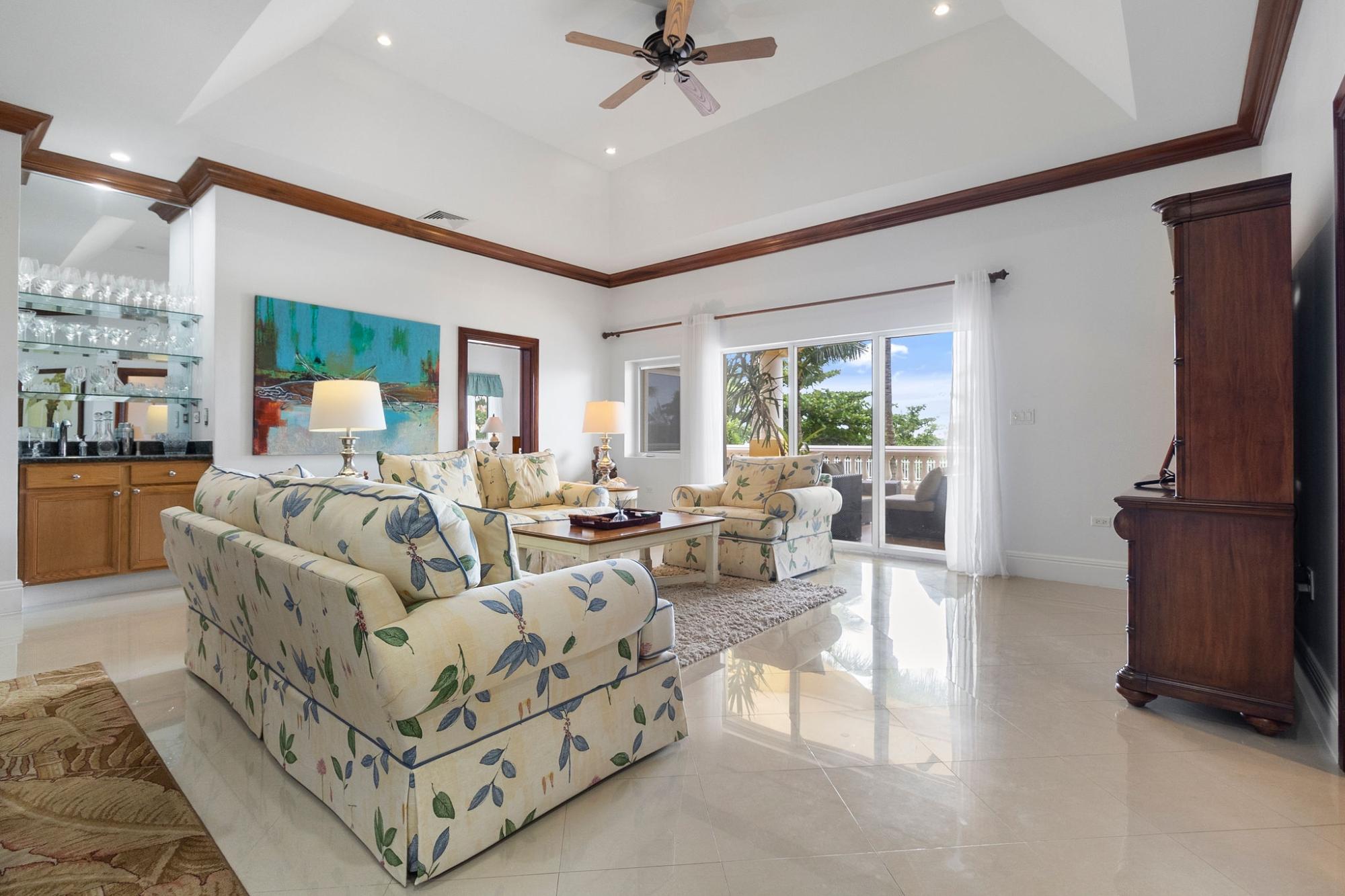 CAVES HEIGHTS Unit: B11B