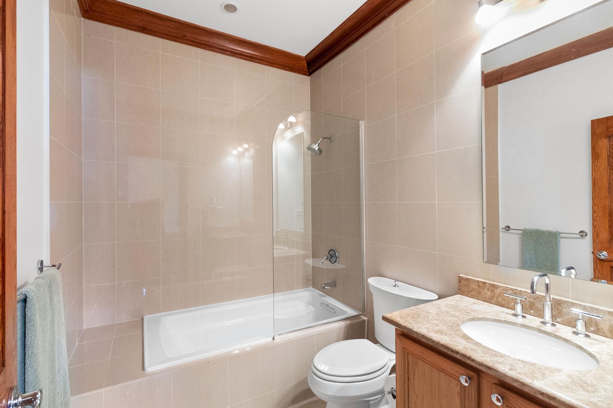 CAVES HEIGHTS Unit: B11B