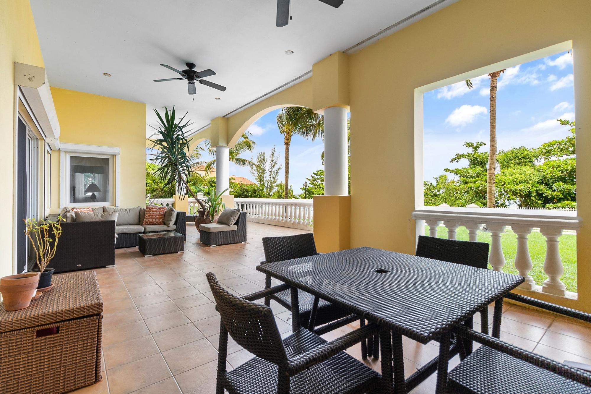 CAVES HEIGHTS Unit: B11B