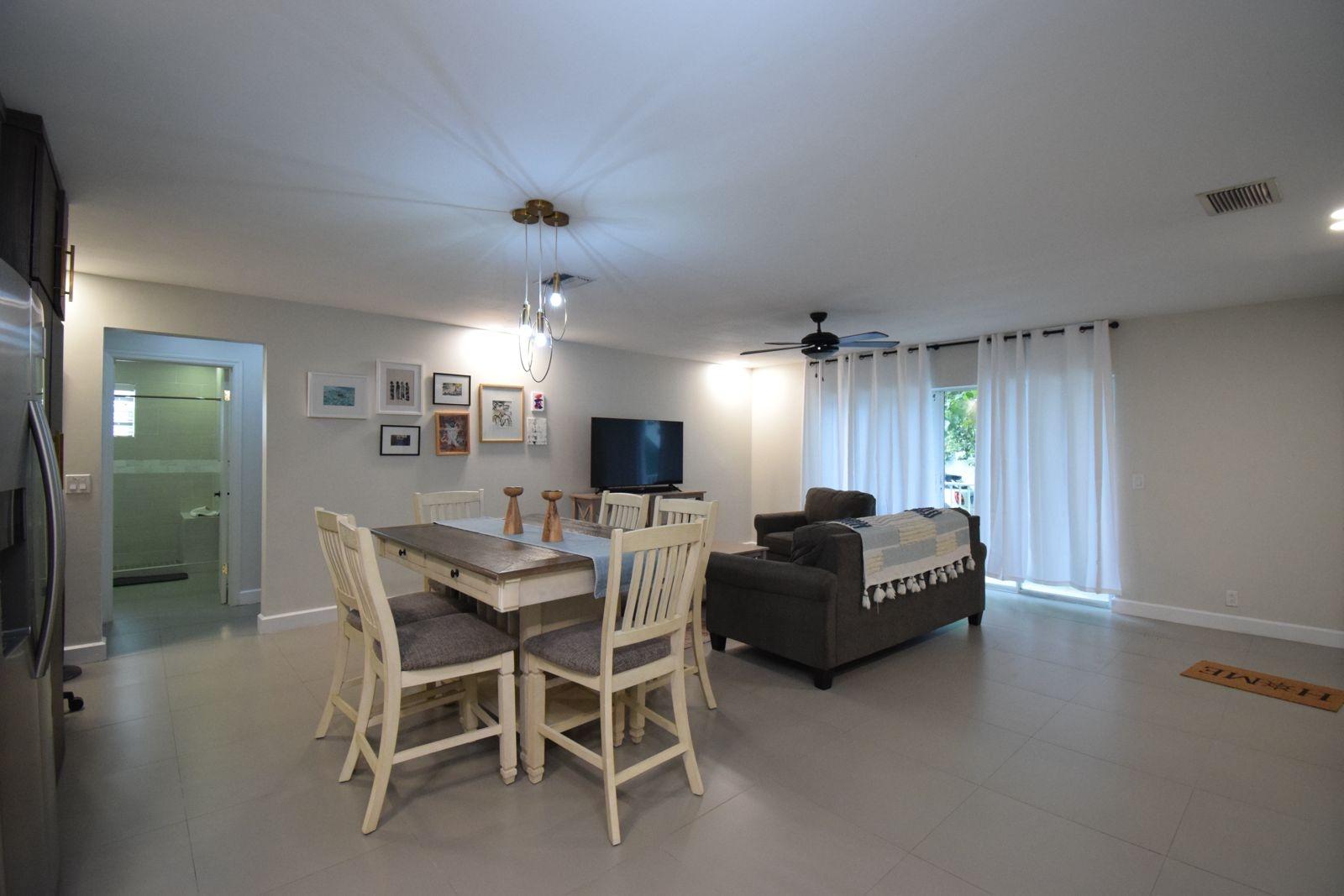 PALMS OF LOVE BEACH Unit: 4C