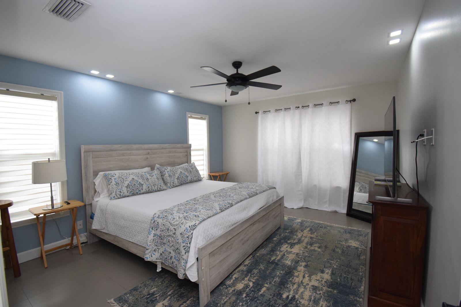 PALMS OF LOVE BEACH Unit: 4C