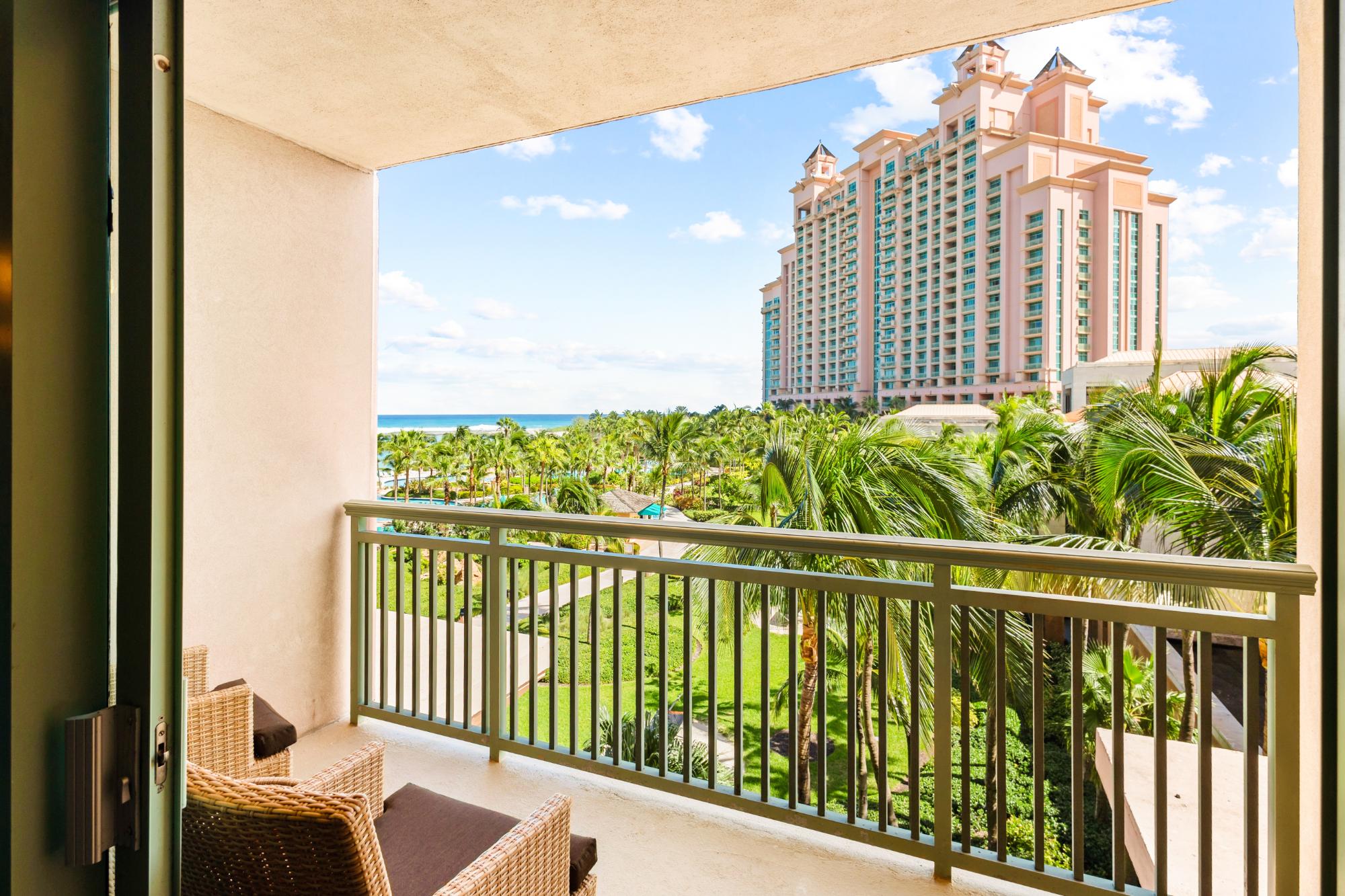 The Reef at Atlantis Unit: 4904