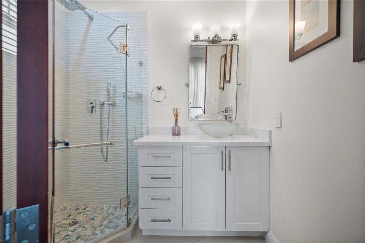 COLUMBUS COVE Unit: 601