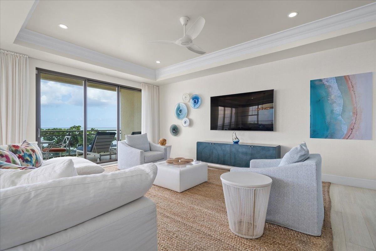 COLUMBUS COVE Unit: 601