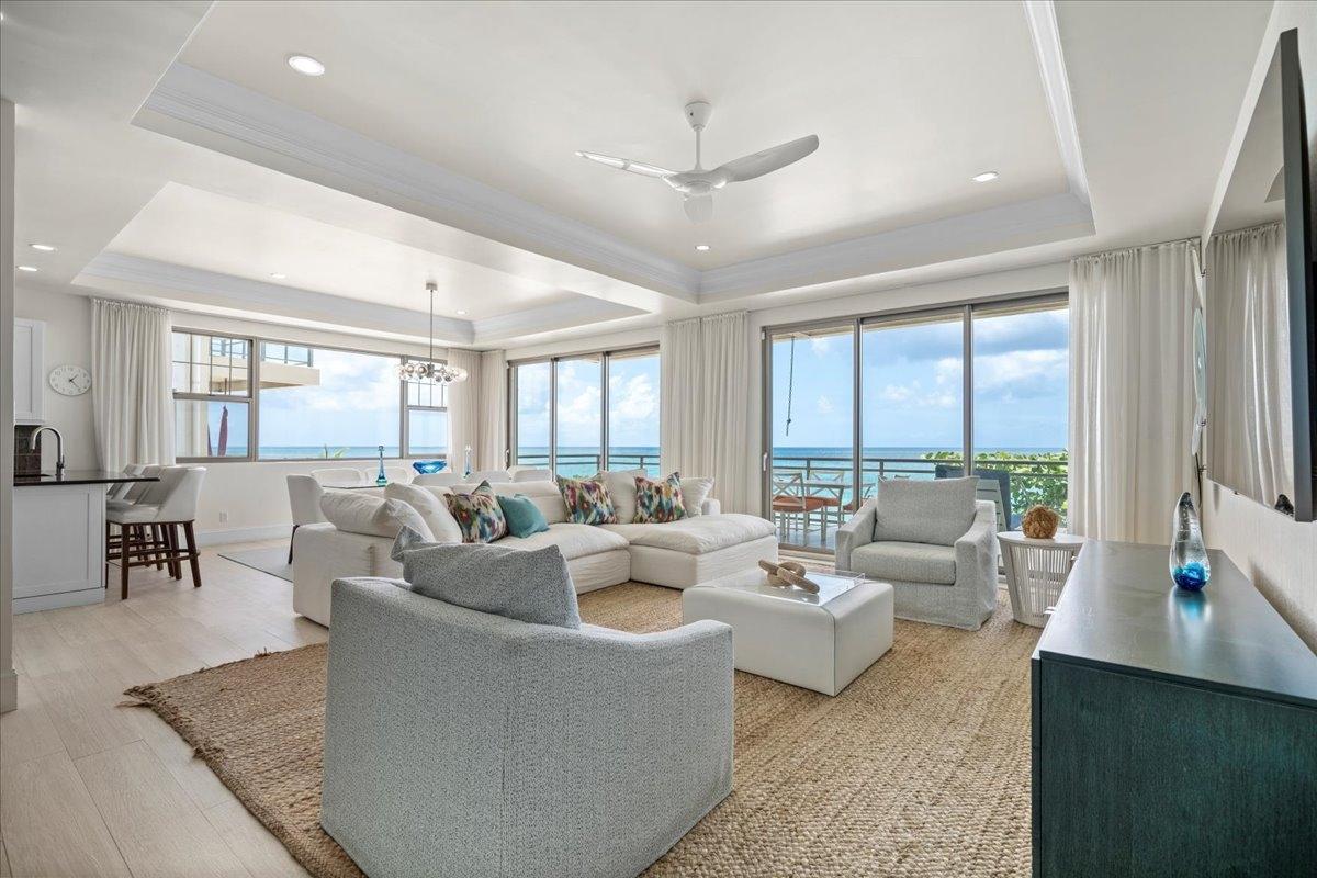 COLUMBUS COVE Unit: 601