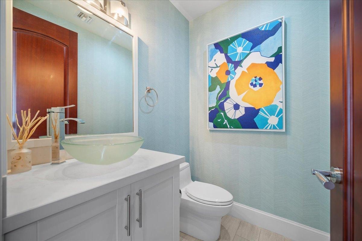 COLUMBUS COVE Unit: 601