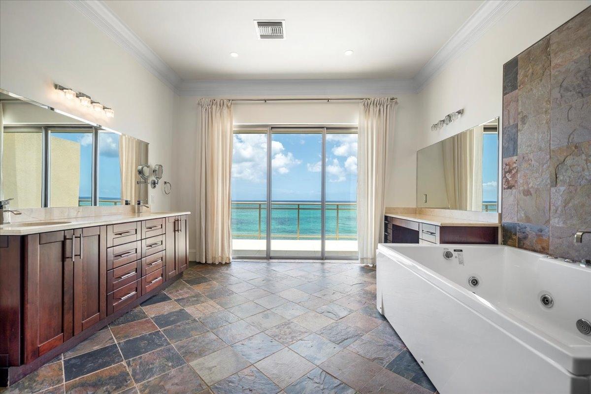 COLUMBUS COVE Unit: 601