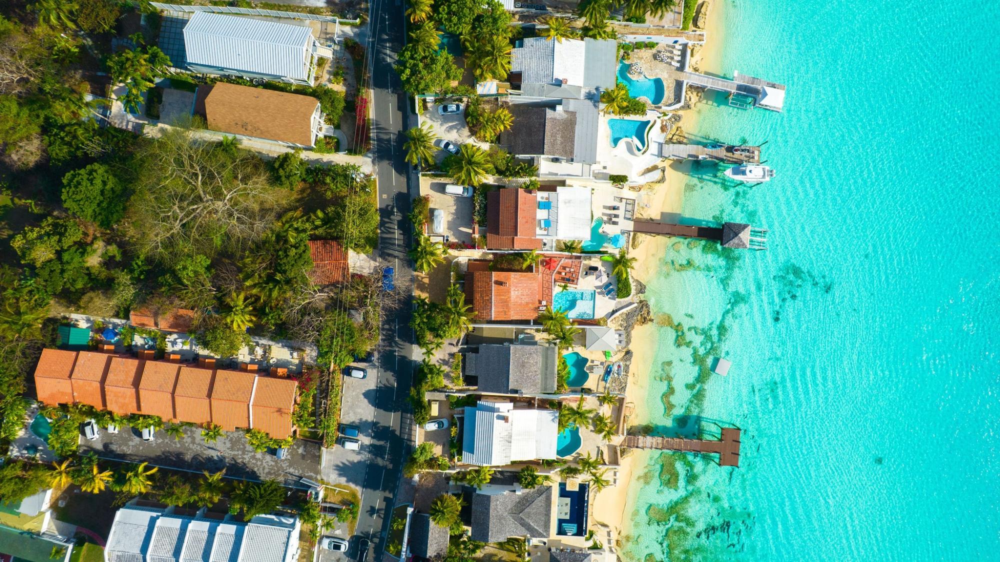 DOLPHINS VILLA & LOT OFB