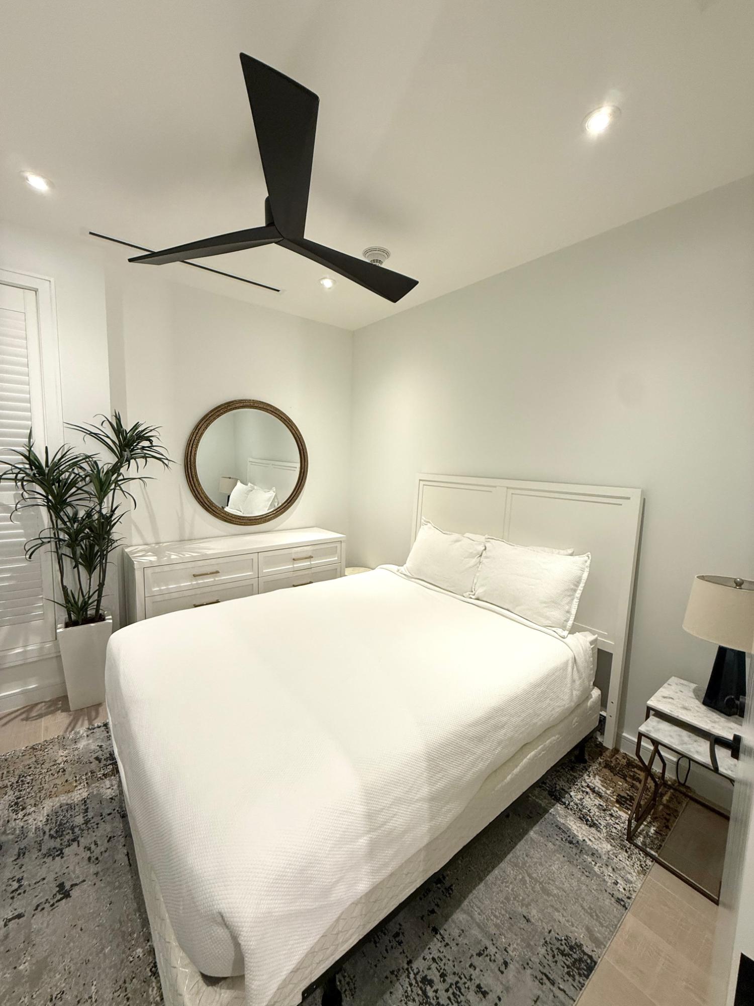 GOLDWYNN RESIDENCES Unit: 435