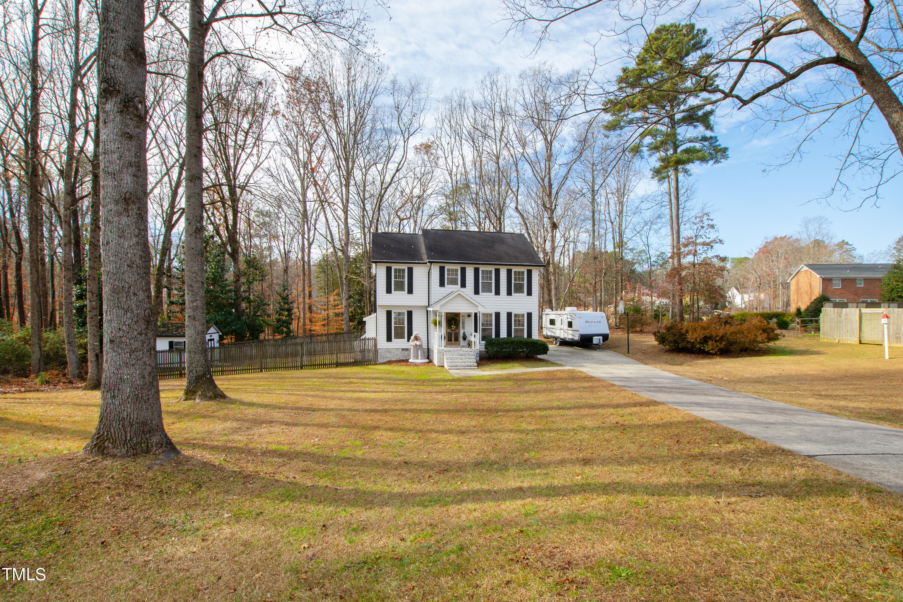 1907 Autumn Court