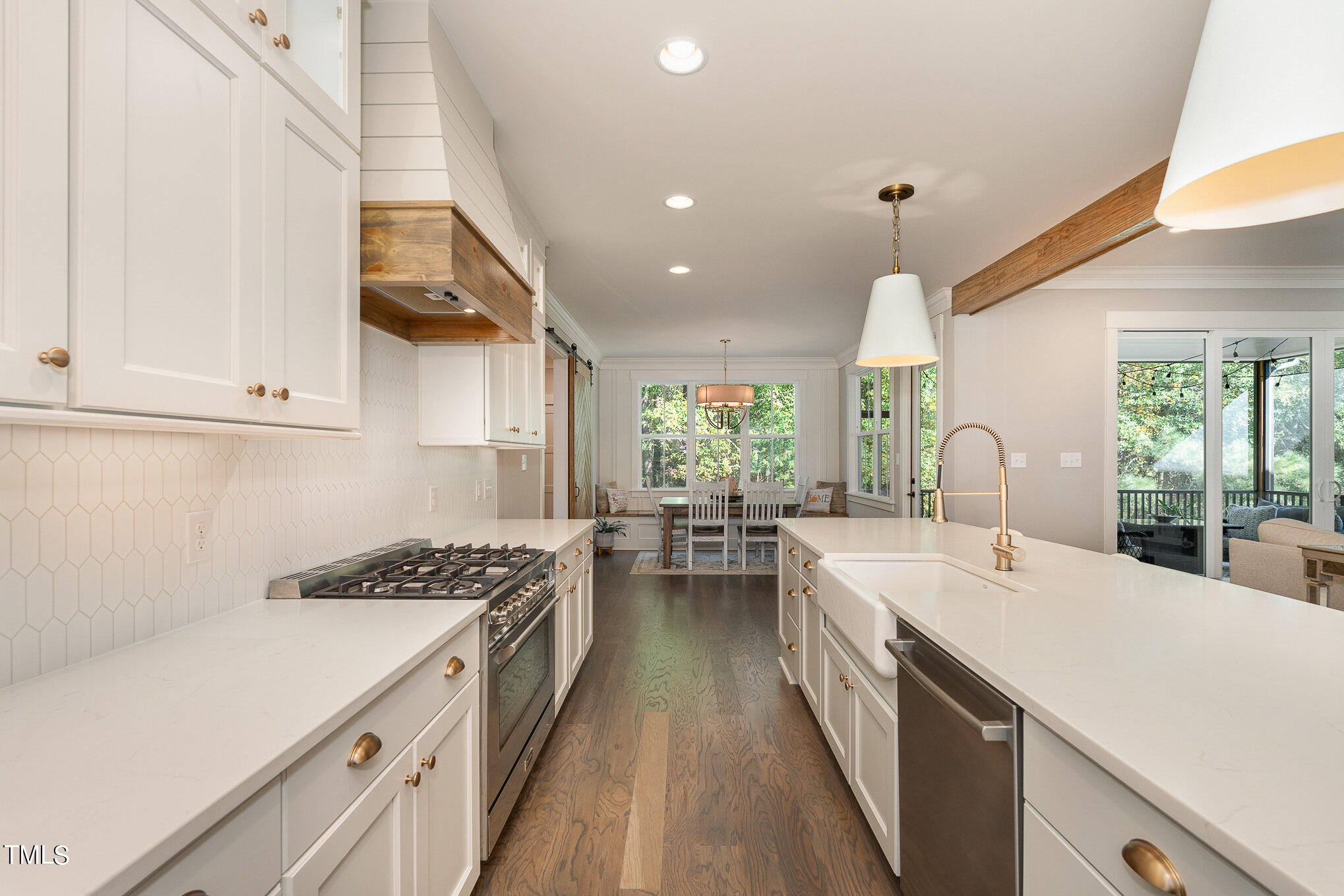 1633 Sweetwater Lane