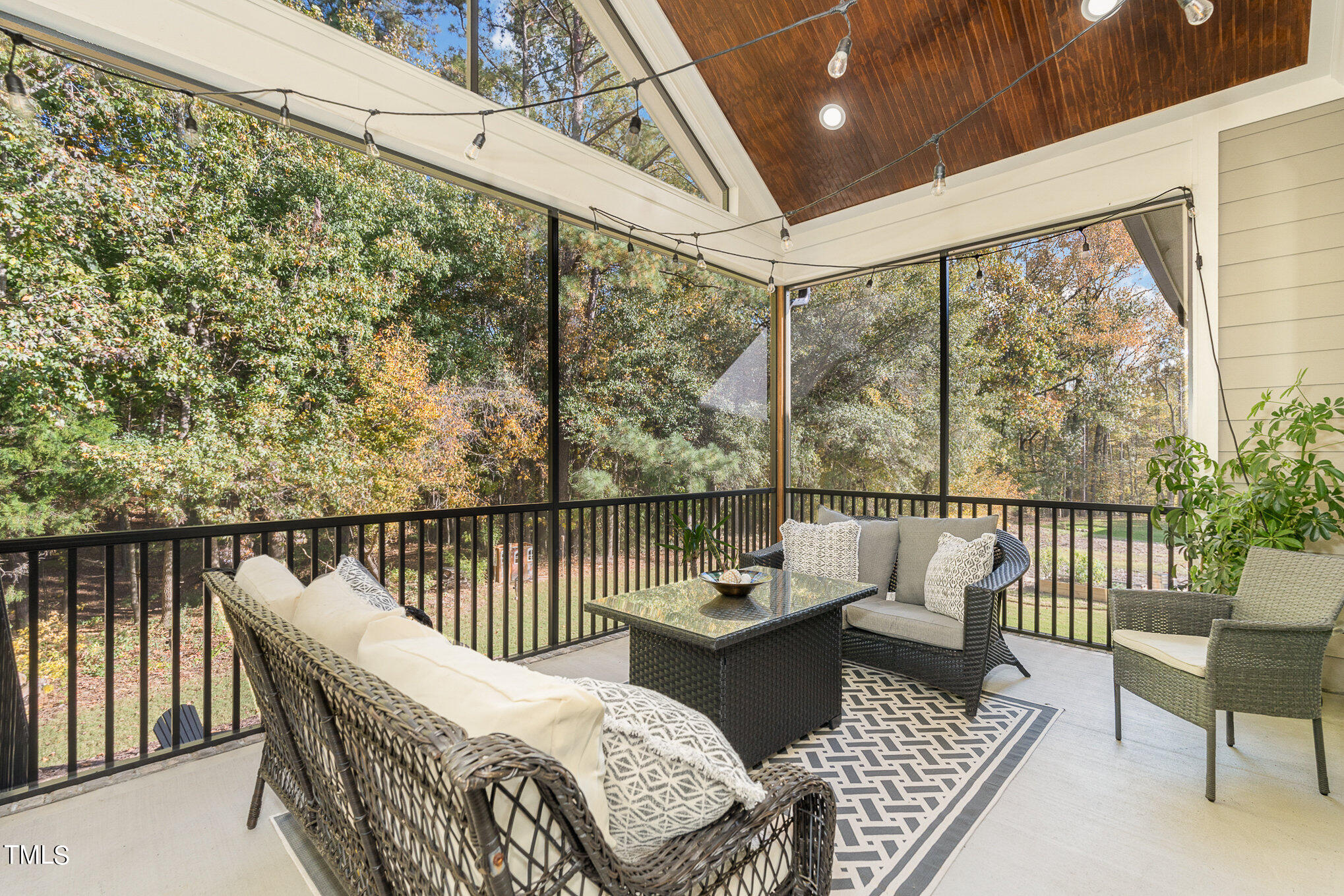 1633 Sweetwater Lane
