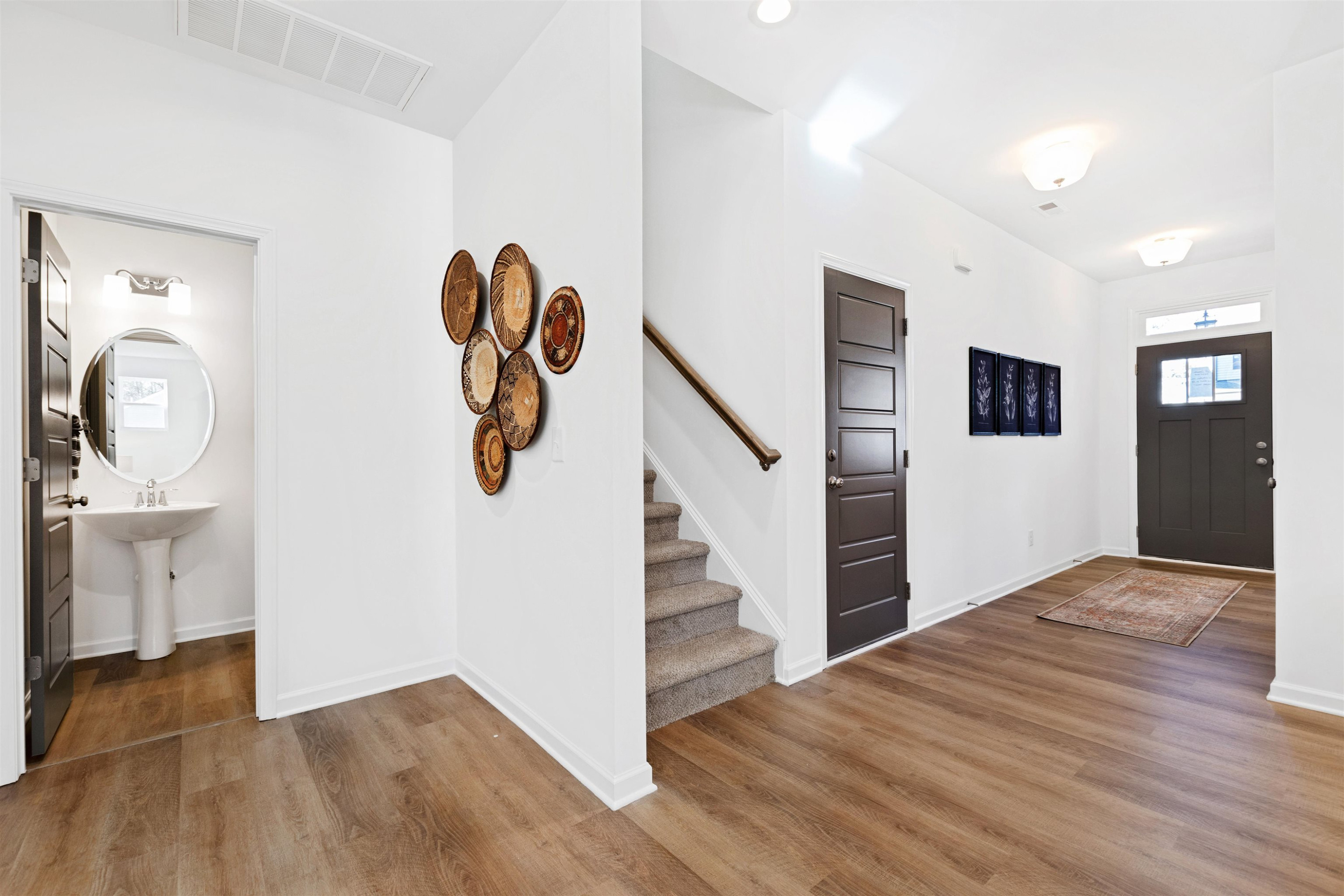 257 Nickleby Way
