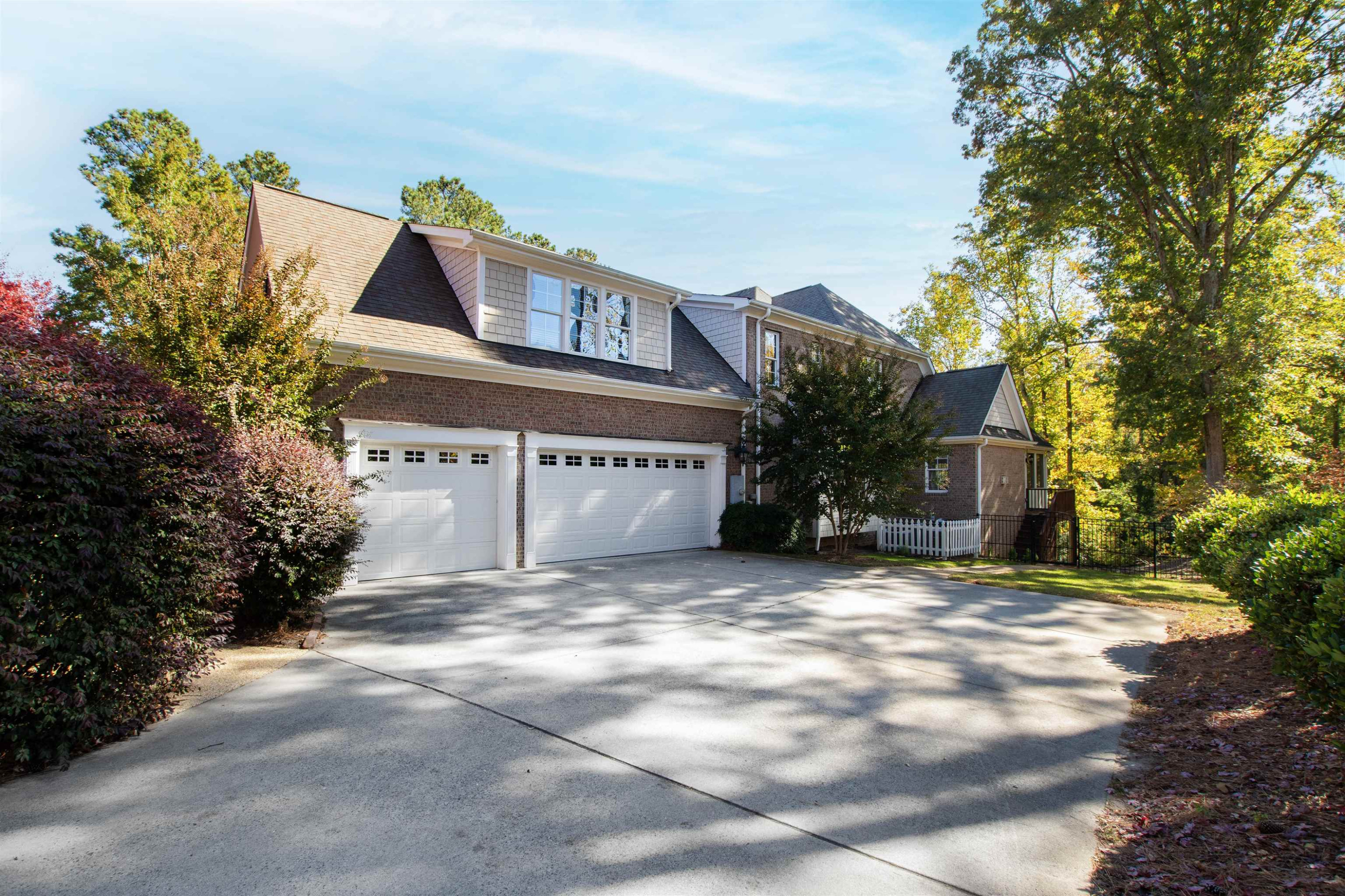 3302 Trail Wood Drive