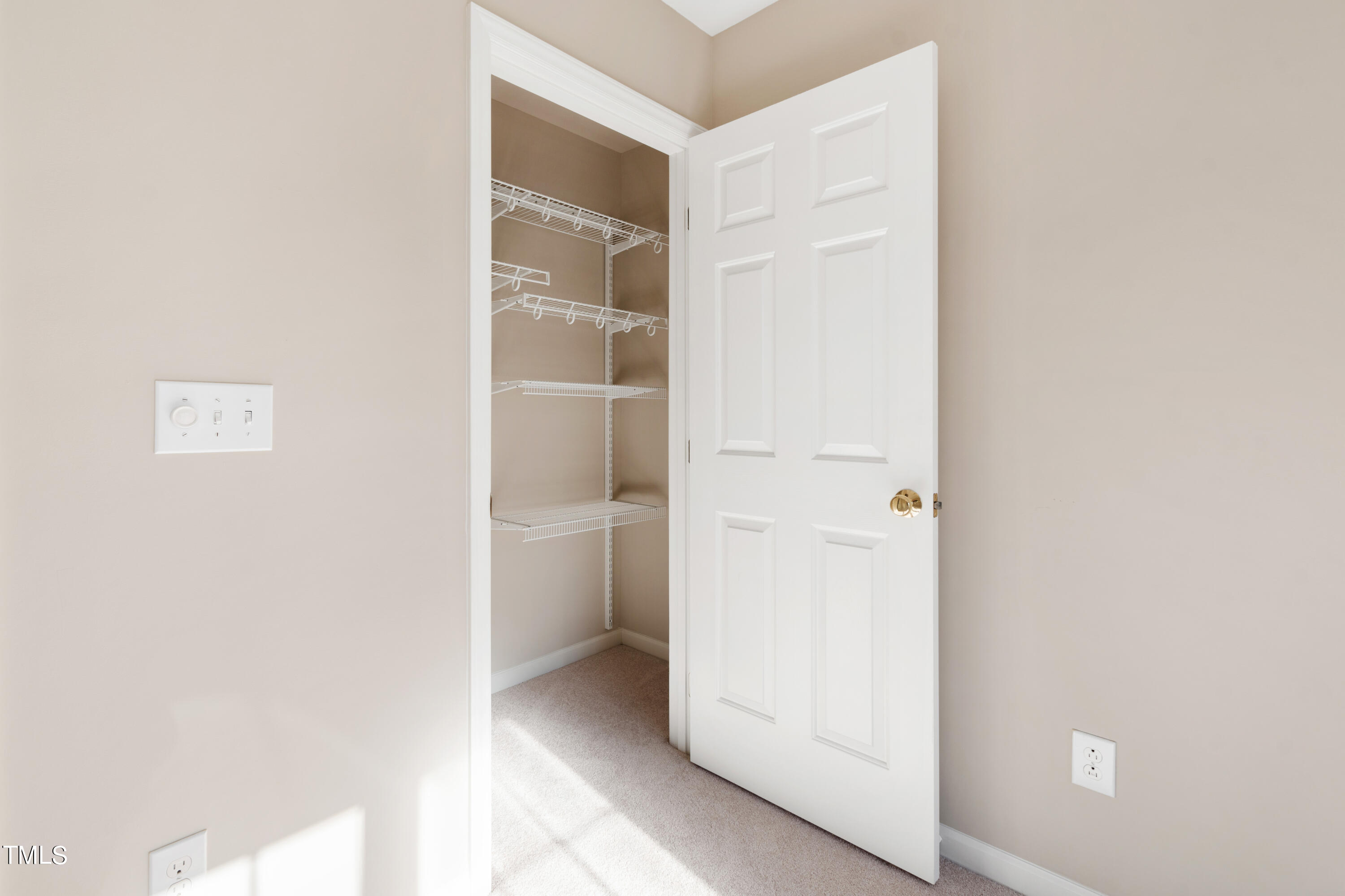 6810 Somerknoll Drive