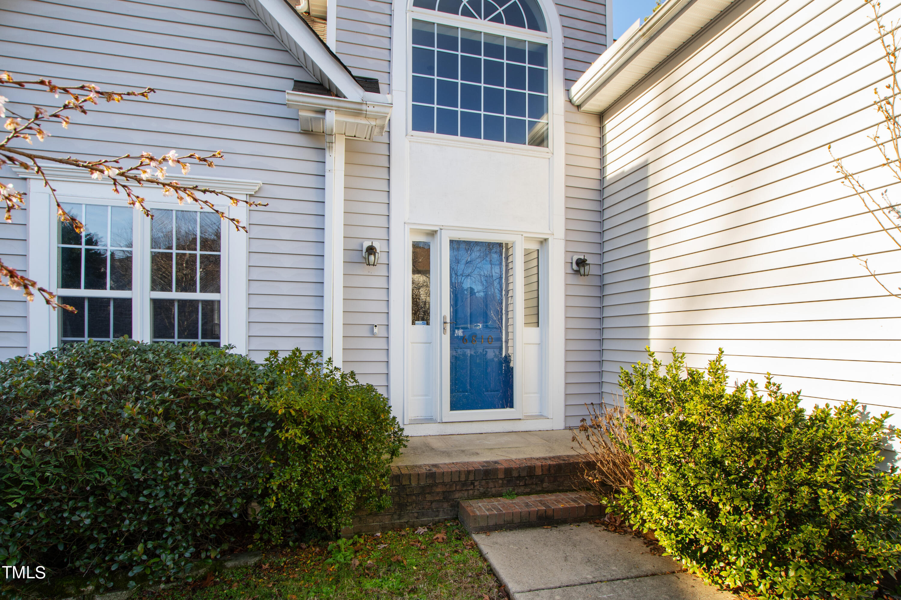 6810 Somerknoll Drive