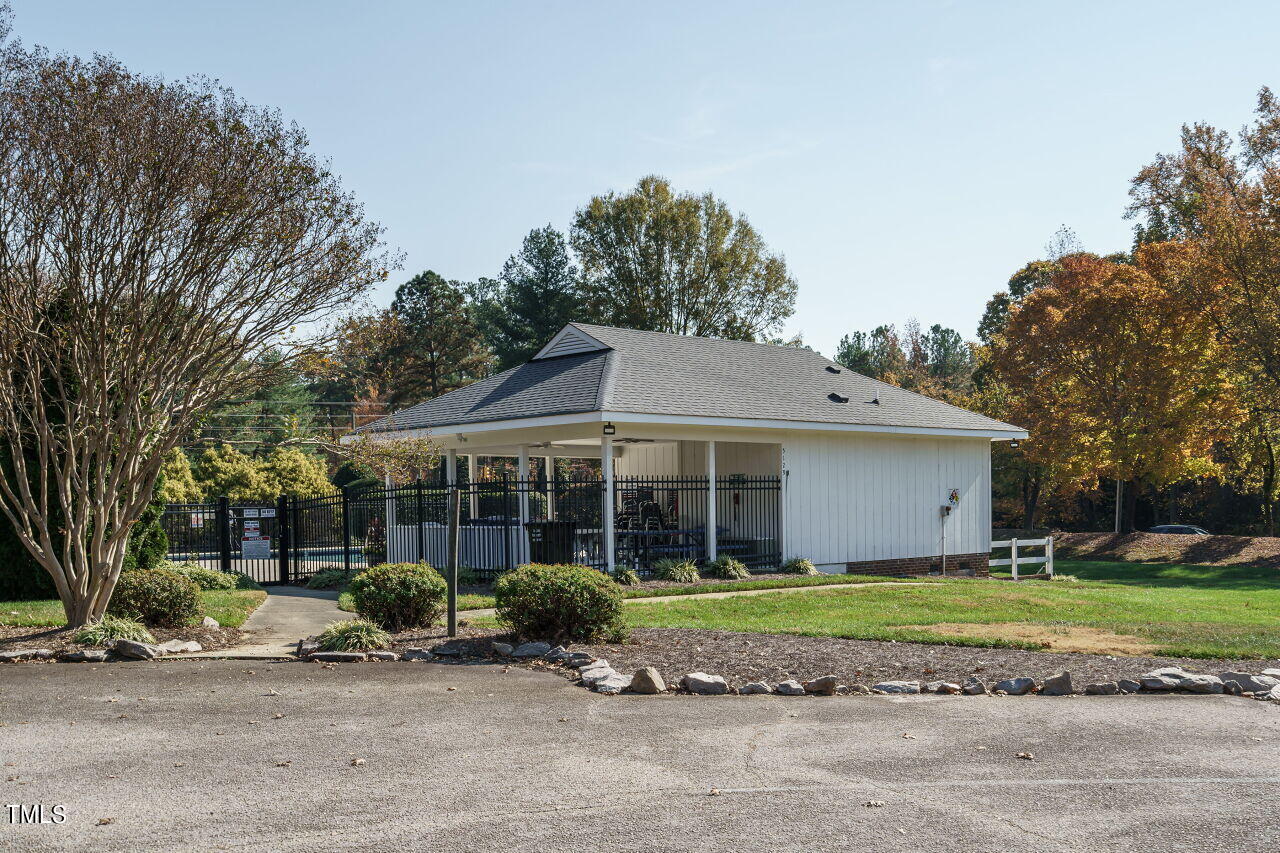 3204 Doulton Lane