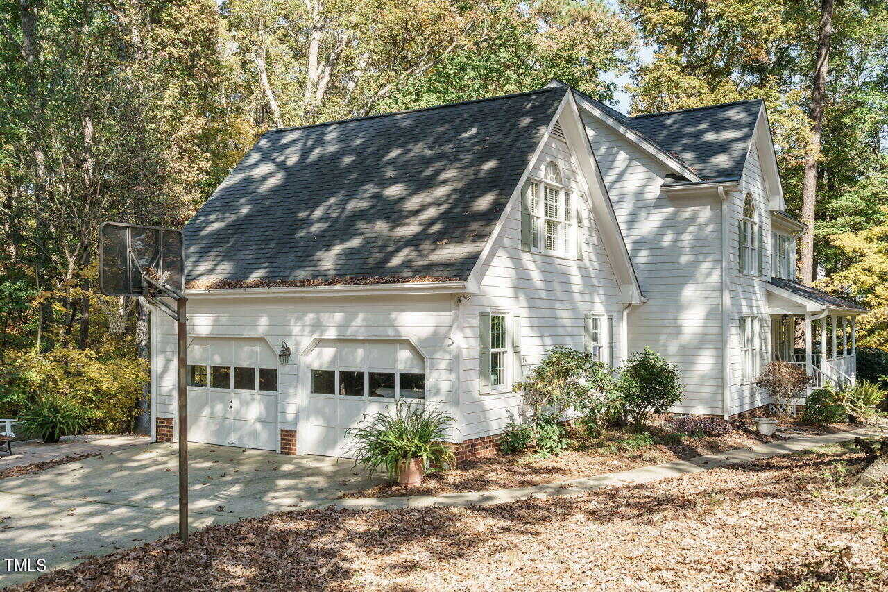 3204 Doulton Lane