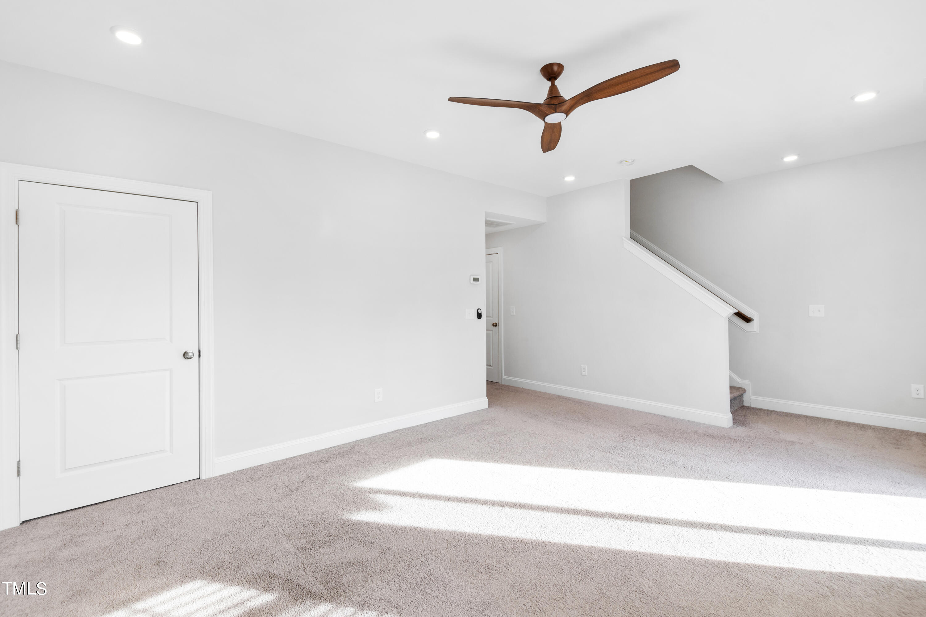 2883 Macintosh Woods Drive