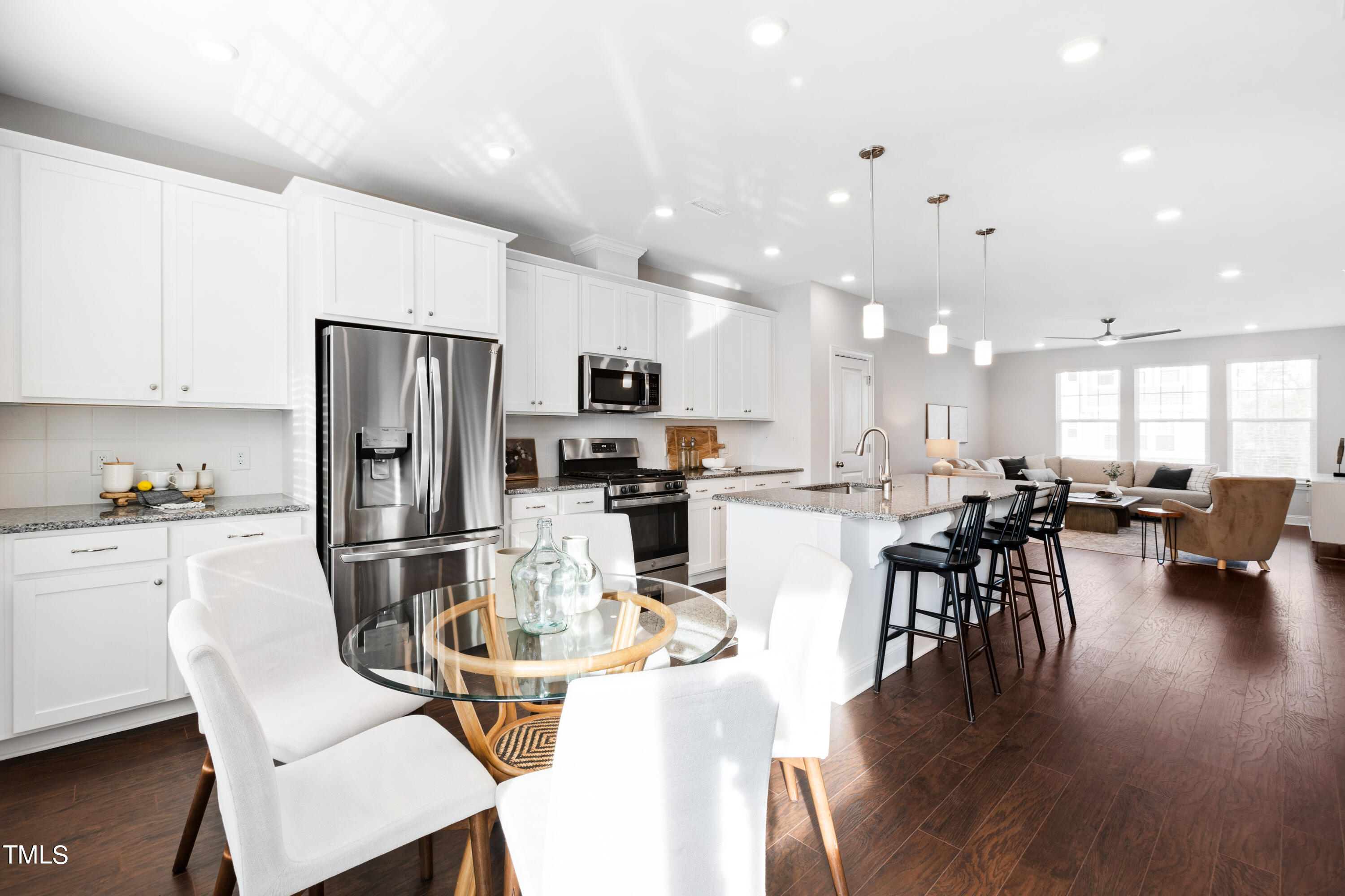 2883 Macintosh Woods Drive
