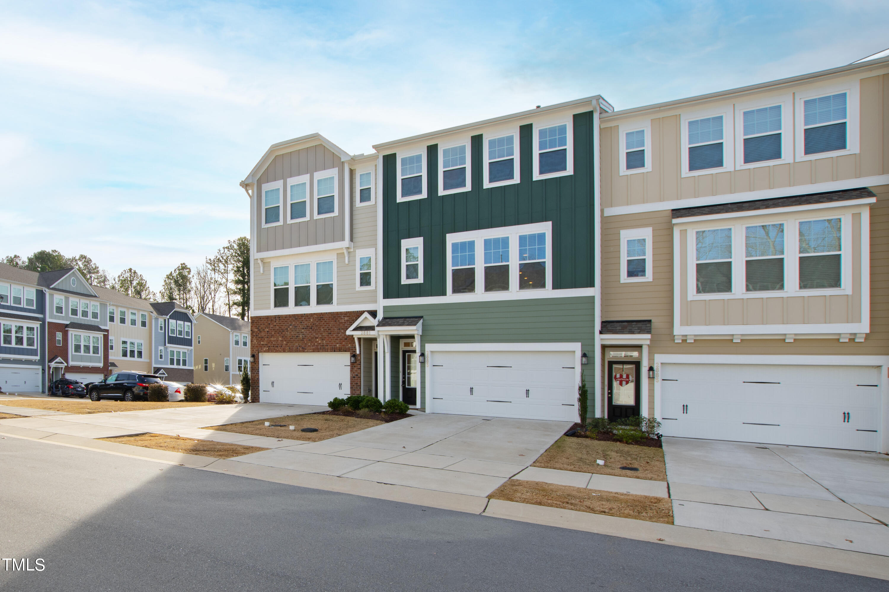 2883 Macintosh Woods Drive