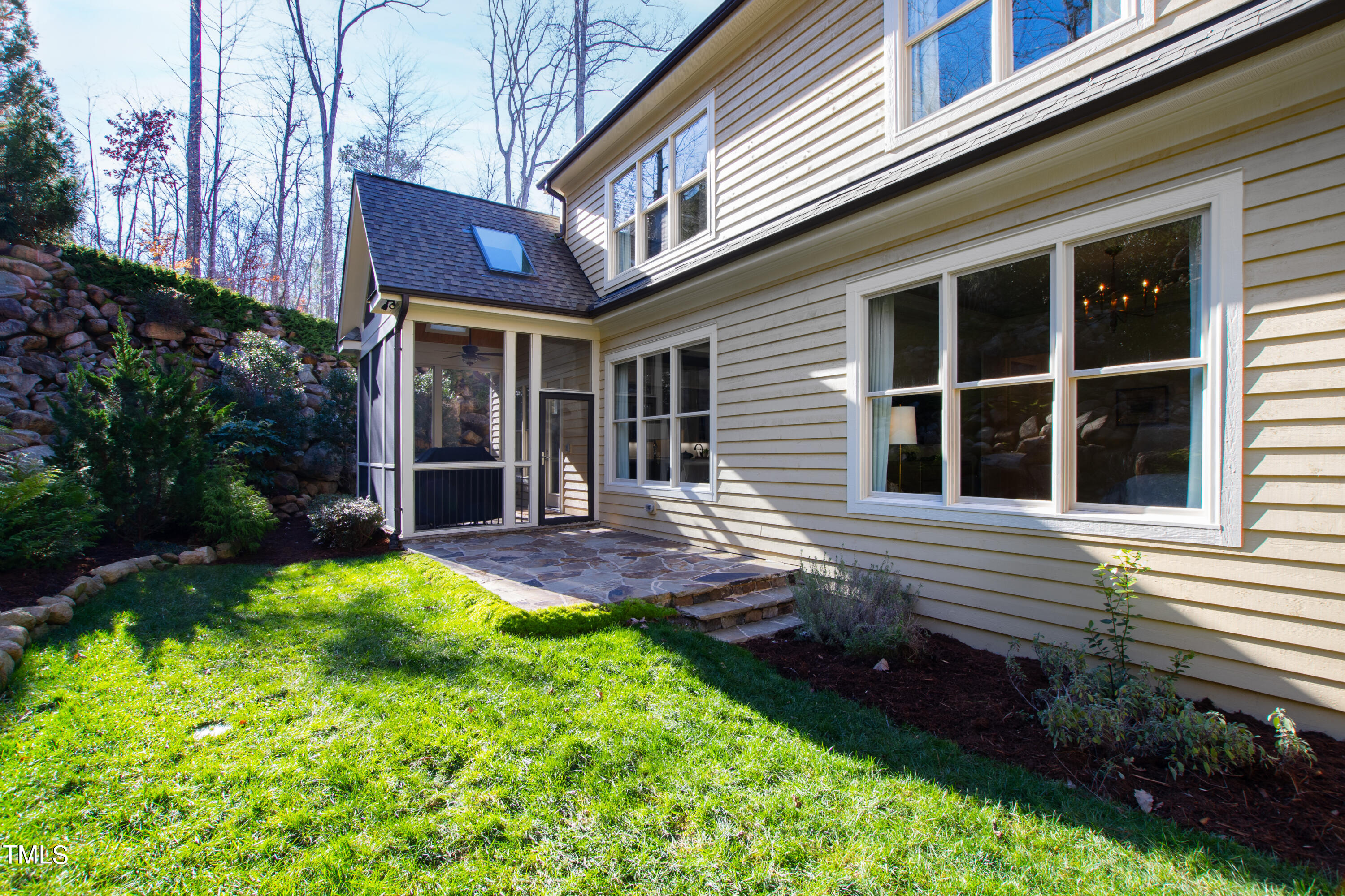 10352 Stephens