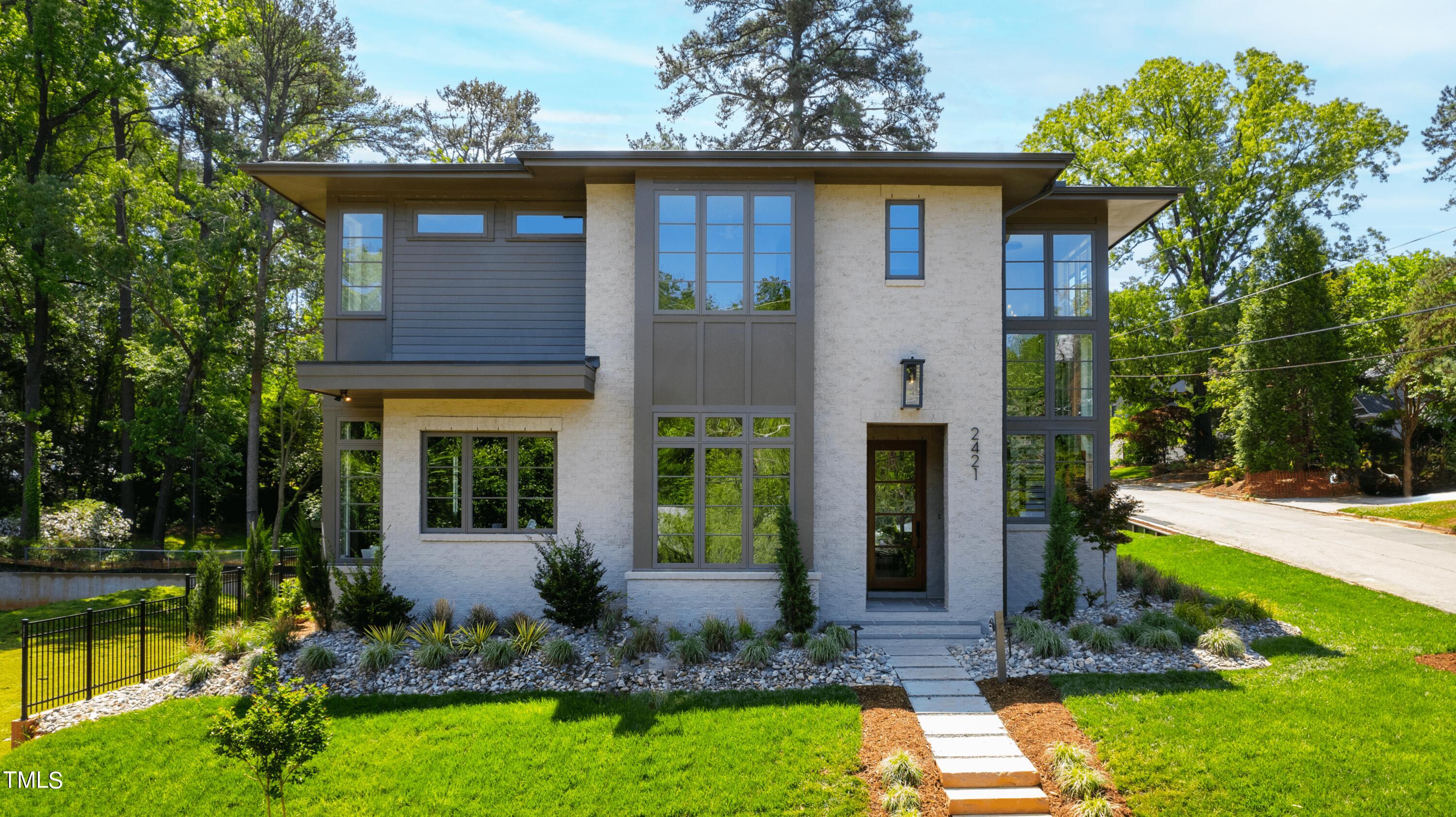 2421 Mayview Road