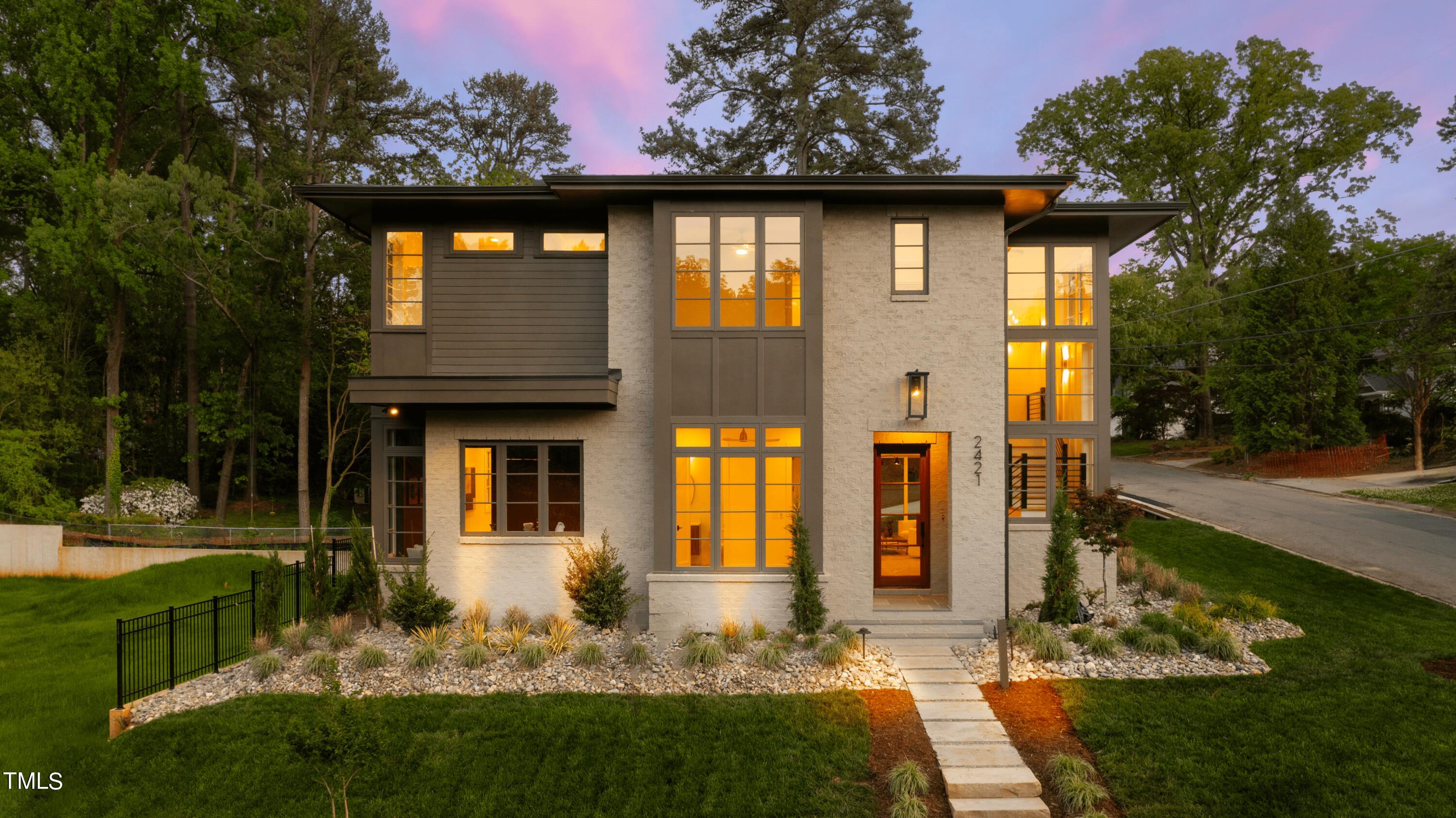 2421 Mayview Road