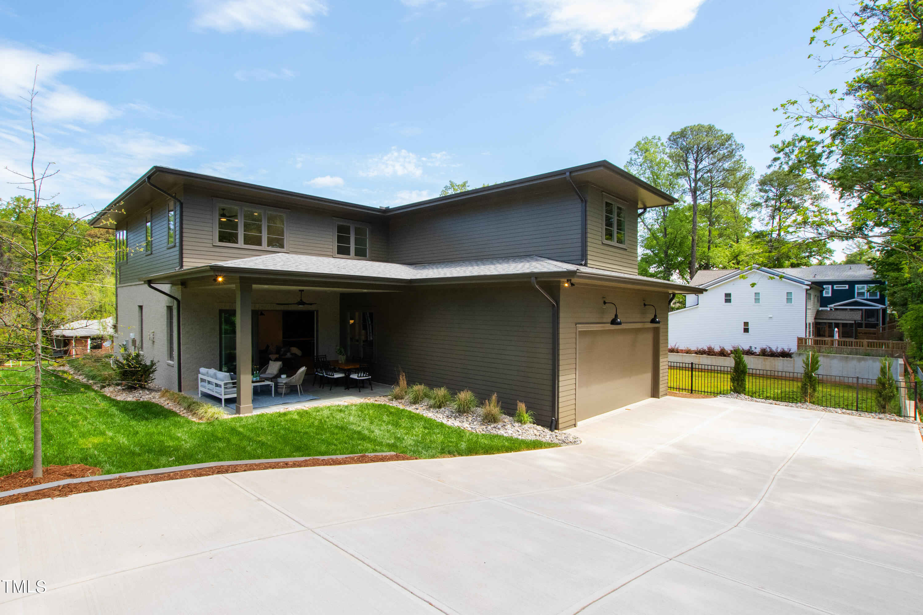 2421 Mayview Road