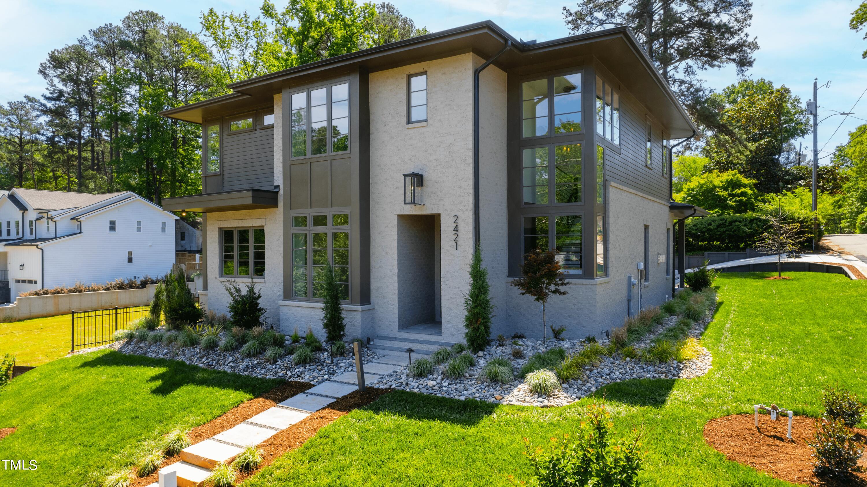 2421 Mayview Road